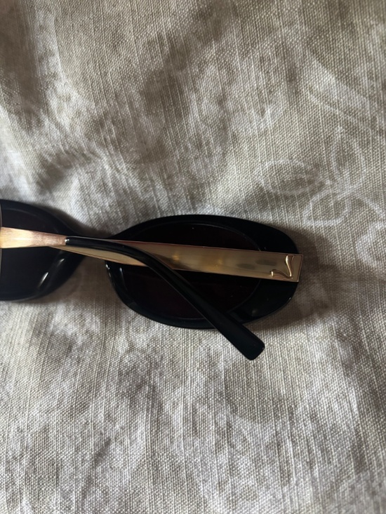 Luv Lou The Honey sunglasses main image 4